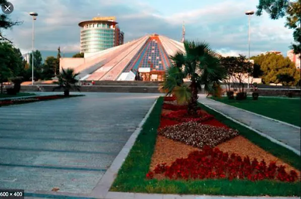 Center 4 * Tirana